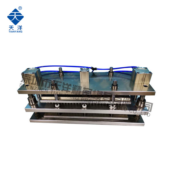 200X8插齒式氣動(dòng)打孔機(jī)  過(guò)料400豎向